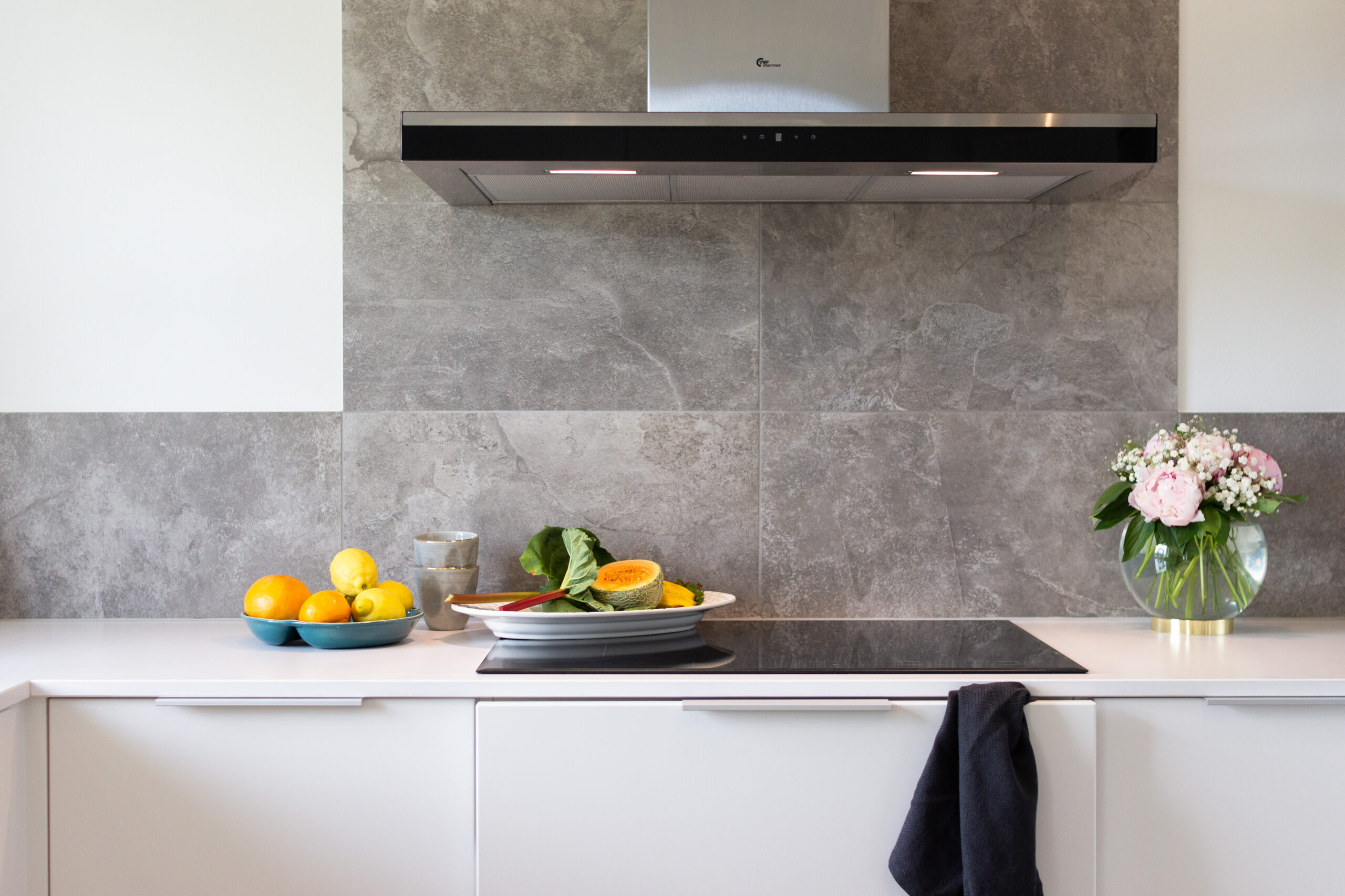 Colour basic Grå blank 10x20